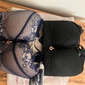 Elegant Lace Bra Set - Black and Navy